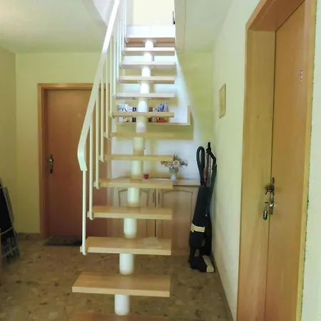Apartment Nette Mit Garten, Grill Und Pool *